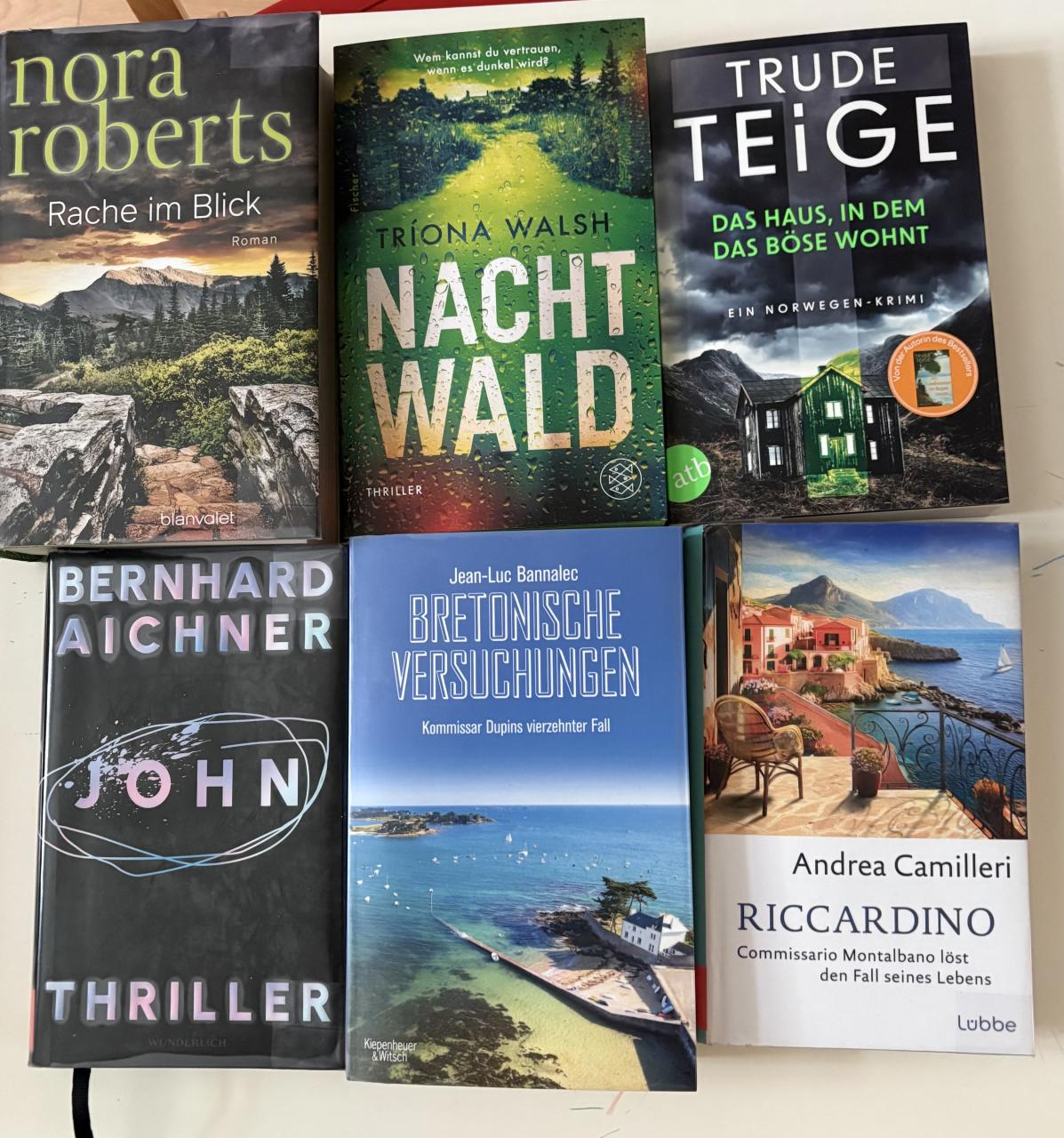 Neuzugänge: Buchcovers 